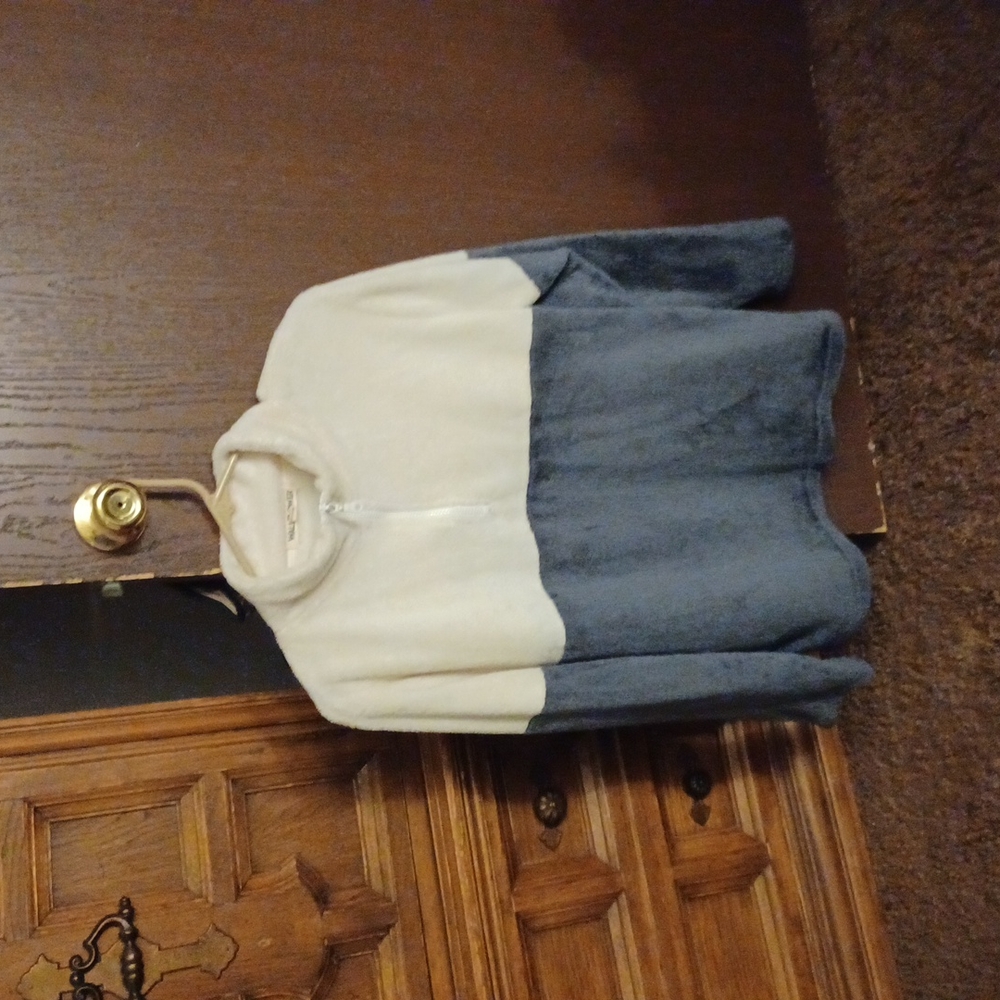 Wallflower/Large/Off white & Gray